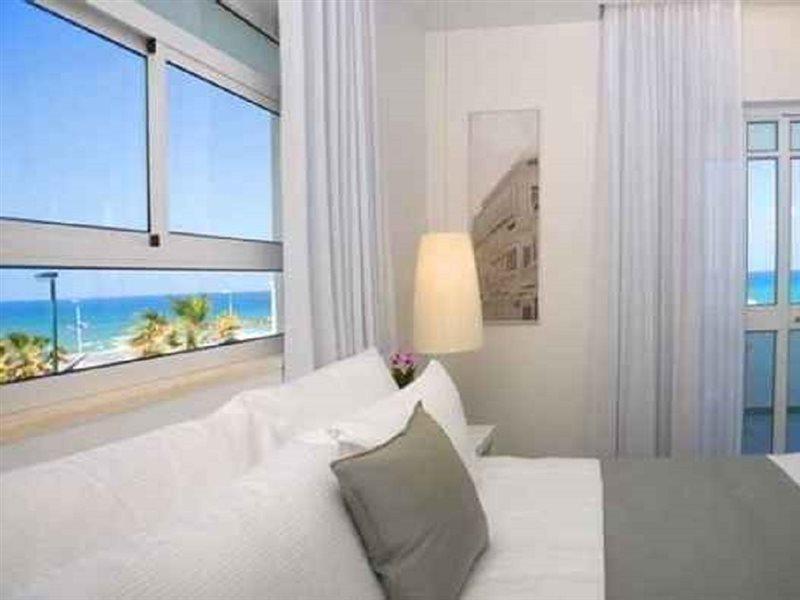 Olive Gordon By The Beach Tel Aviv Exteriör bild
